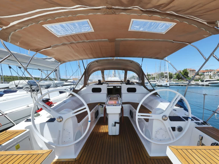 Elan Impression 45 a louer à Sibenik