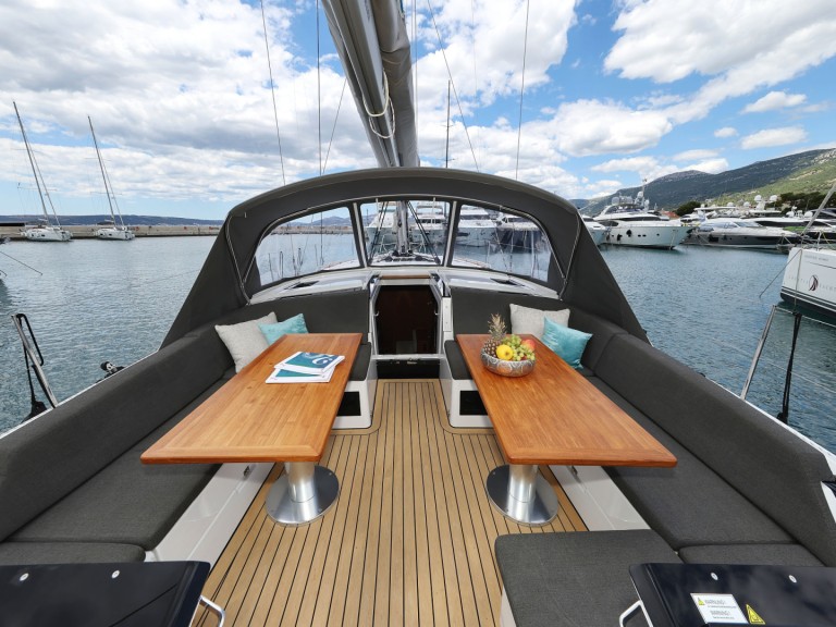 Voilier à louer à Kaštela au meilleur prix