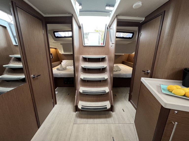 Location Voilier à Álimos - Bénéteau Oceanis 46.1