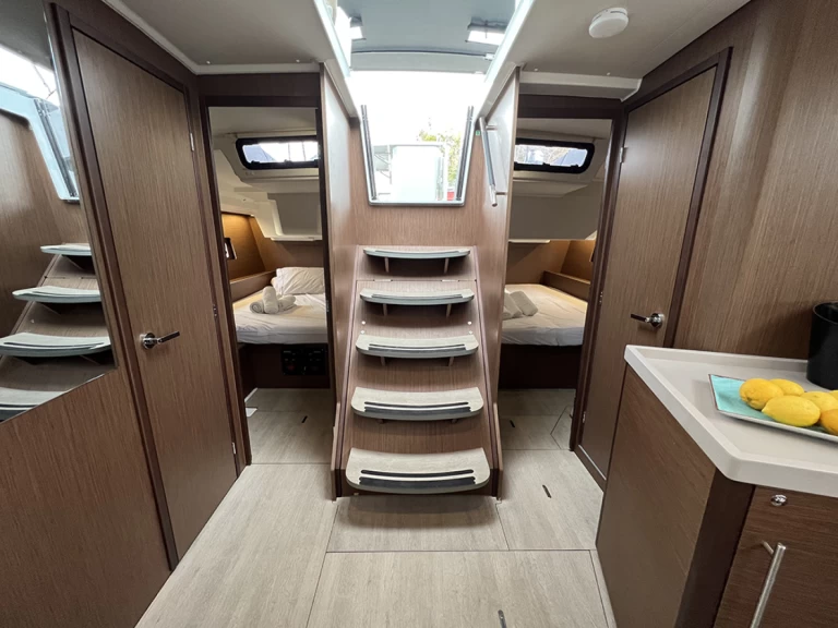 Location Voilier à Álimos - Bénéteau Oceanis 46.1