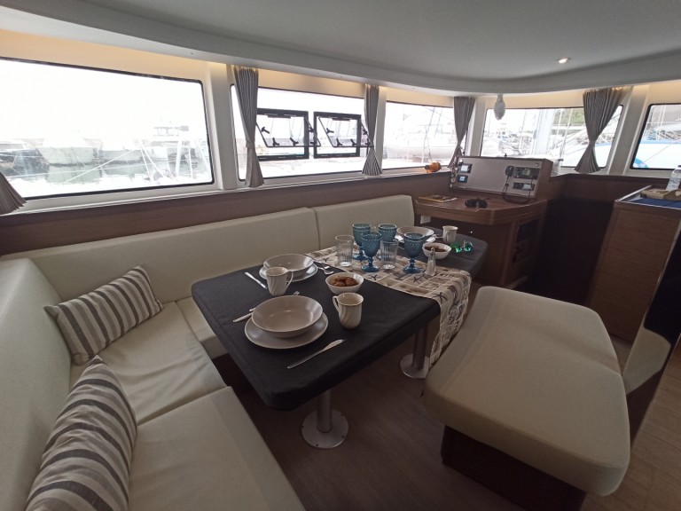 Location Catamaran Lagoon avec permis