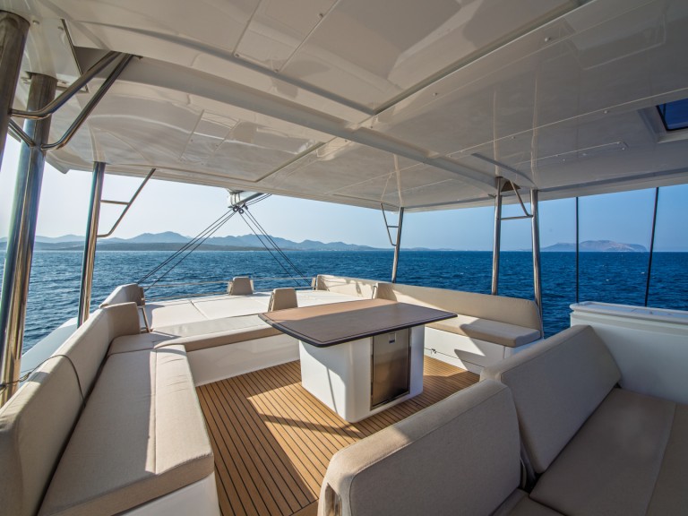 Location bateau Eden Island pas cher Bali 5.8