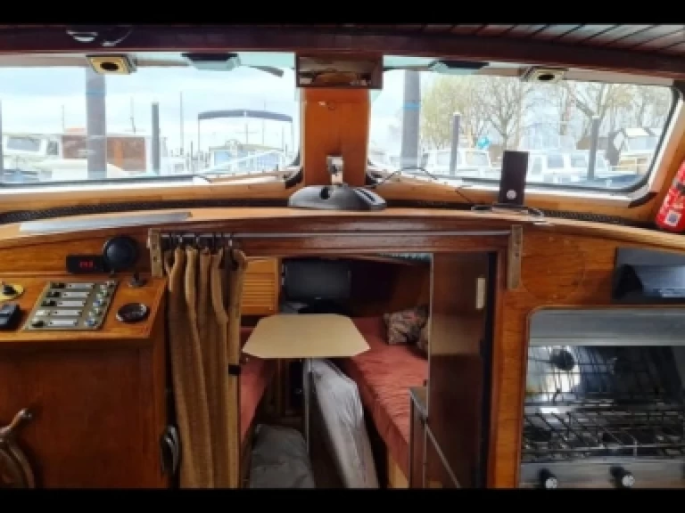 Location bateau peereboom kruiser kruiser à Monde sur Samboat