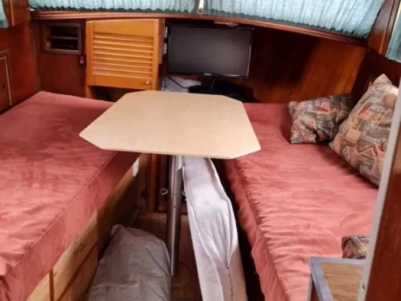 Location Bateau à moteur peereboom kruiser avec permis