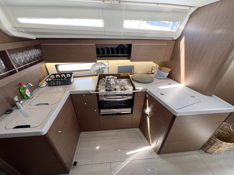 Location bateau Álimos pas cher Oceanis 40.1