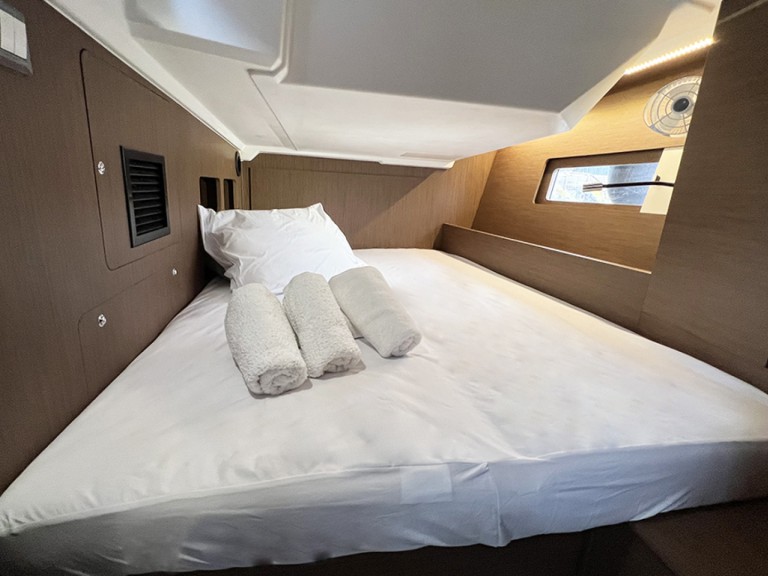 Voilier à louer à Álimos au meilleur prix