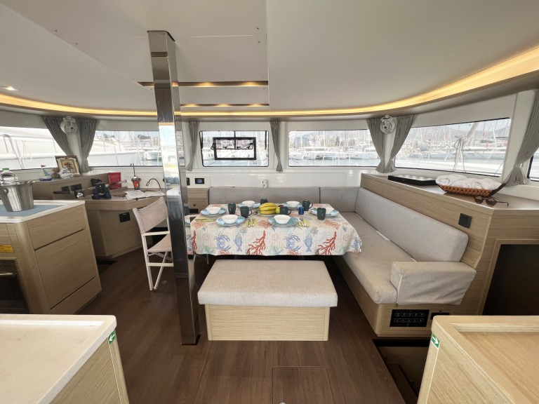 Location Catamaran à Álimos - Lagoon Lagoon 46