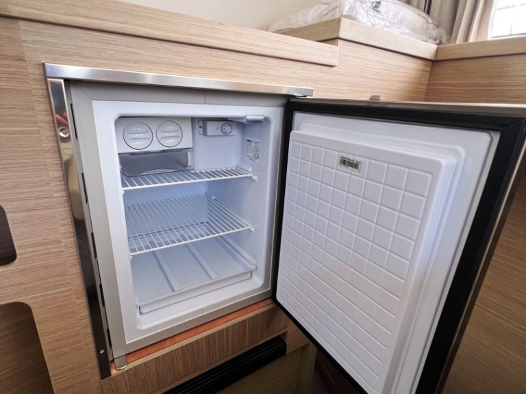 Location bateau Lagoon Lagoon 42 à Álimos sur Samboat