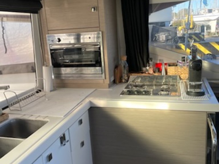 Catamaran à louer à Cogolin au meilleur prix