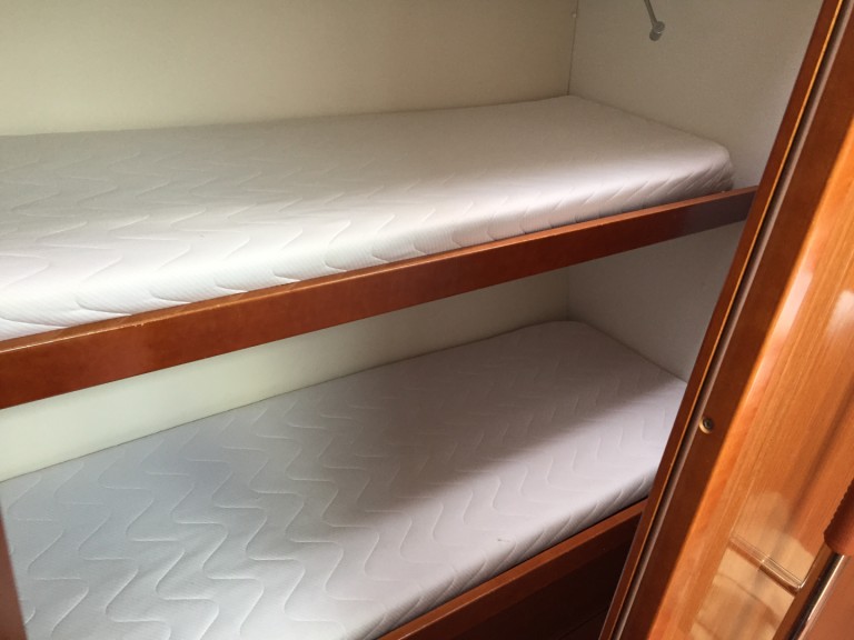 Location bateau Bénéteau Oceanis 50 Family à Cugnana Verde sur Samboat