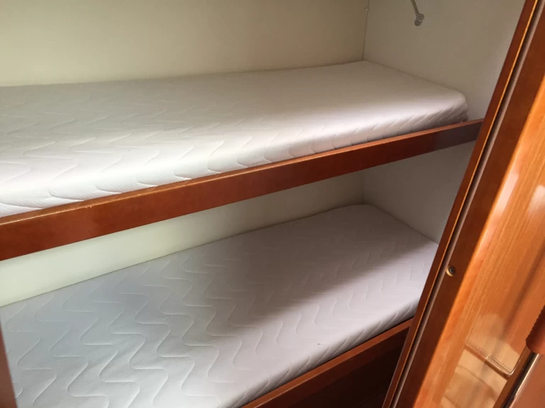 Location bateau Bénéteau Oceanis 50 Family à Cugnana Verde sur Samboat