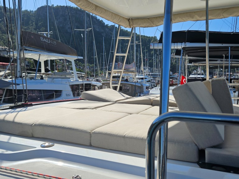 Location bateau Marmaris pas cher Lagoon 50