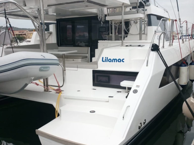 Leopard Catamarans / Robertson & Caine Leopard 42 - 4 cab. a louer à Cannigione