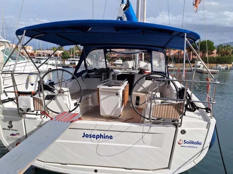 Location bateau Bénéteau Oceanis 40.1 à Furnari sur Samboat