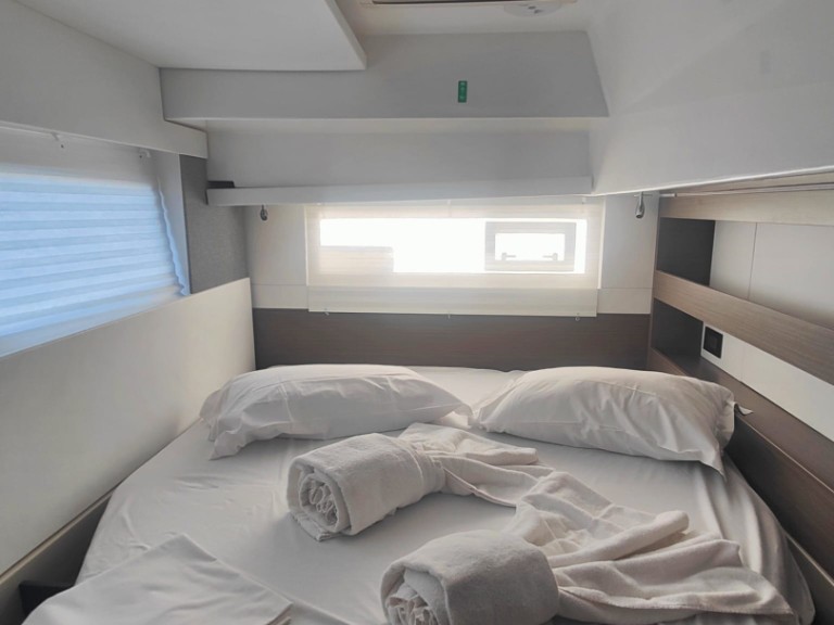 Catamaran à louer à Procida au meilleur prix