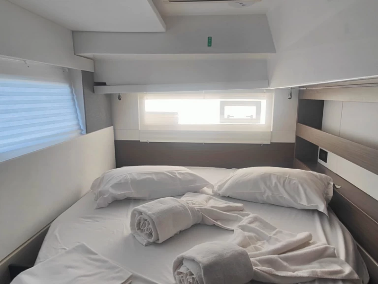 Catamaran à louer à Procida au meilleur prix