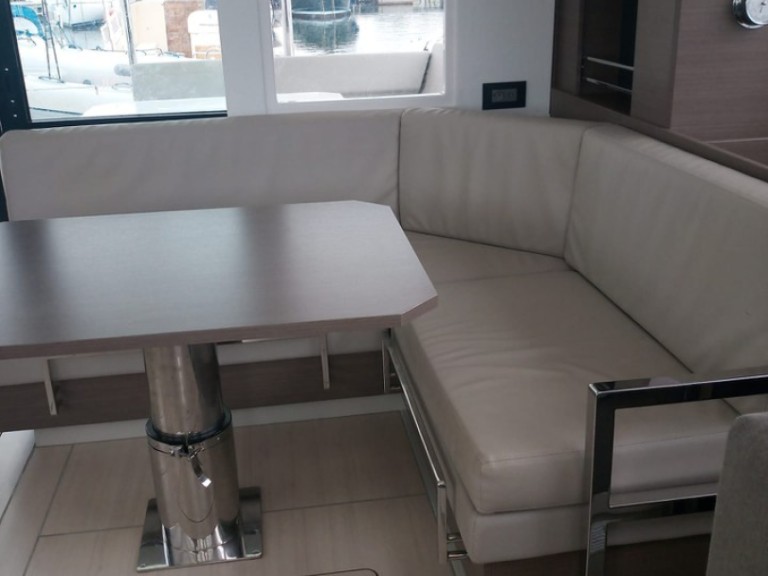 Location Catamaran à Cannigione - Leopard Catamarans / Robertson & Caine Leopard 42 - 4 cab.