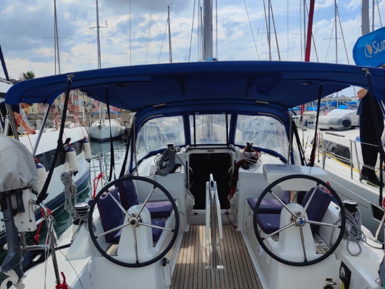 Location Voilier Bénéteau avec permis