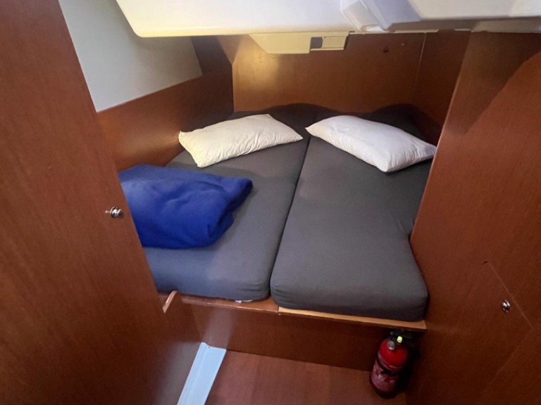 Location Voilier à Cannigione - Bénéteau Oceanis 38.1