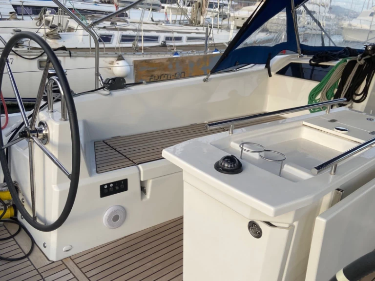 Location bateau Procida pas cher Oceanis 40.1