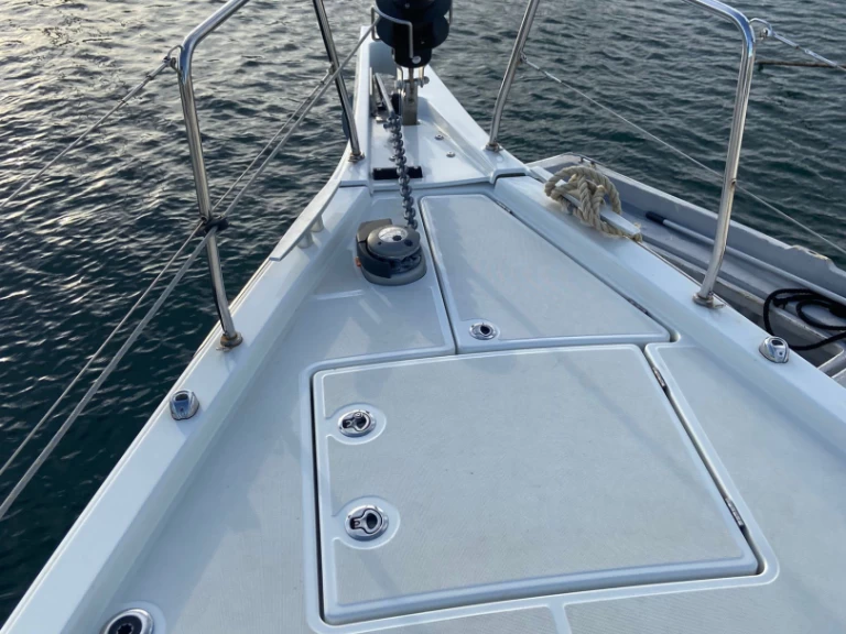 Louez un Bénéteau Oceanis 46.1 à Procida