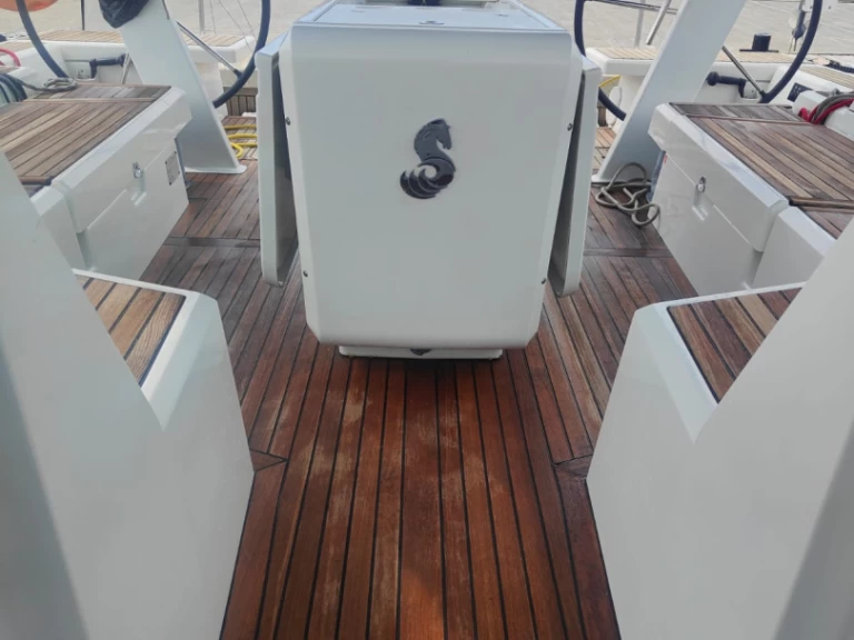 Bénéteau Oceanis 51.1 a louer à Procida