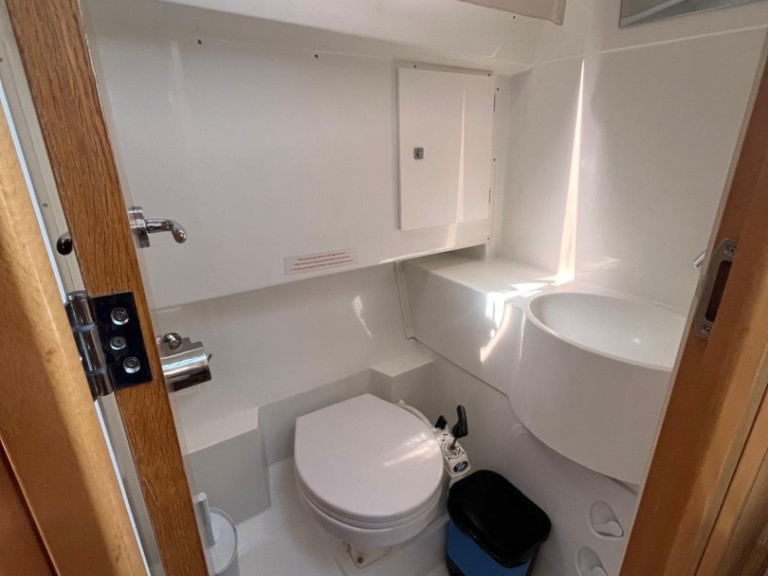 Location à Cannigione - Jeanneau Sun Odyssey 319 sur SamBoat