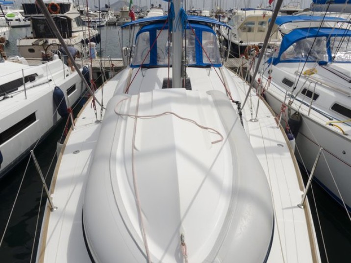 Louez un Jeanneau Sun Odyssey 409 à Procida