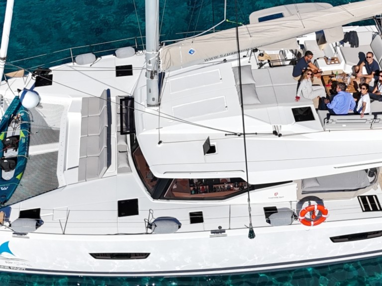 Fountaine Pajot Elba 45 a louer à Porto-Vecchio