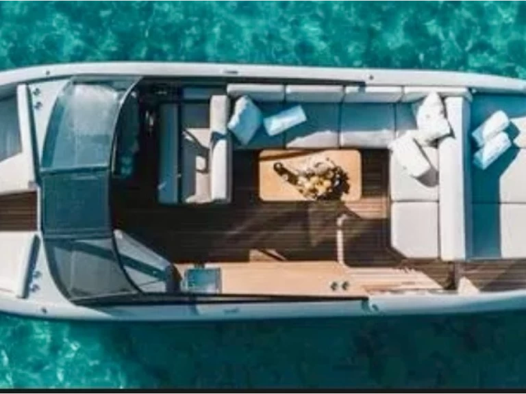 Rand Supreme 27 a louer à Riviera Beach