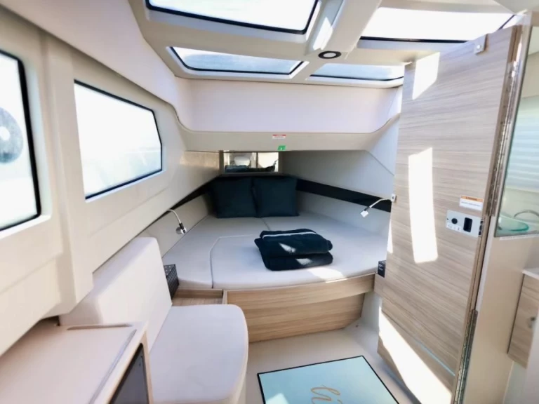 Louer Bateau à moteur avec ou sans skipper Axopar à West Palm Beach