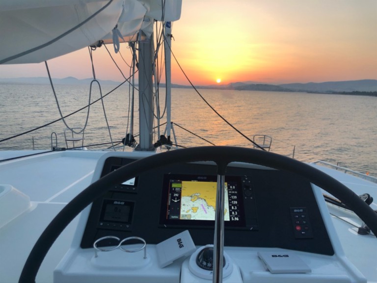 Location Catamaran Lagoon avec permis