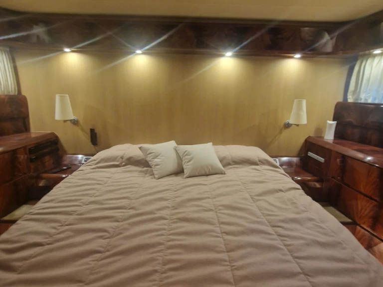 Yacht à louer à San Vincenzo au meilleur prix