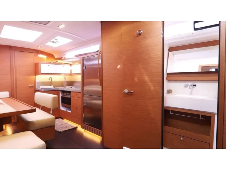 Location à Palerme - Dufour Dufour 470 sur SamBoat