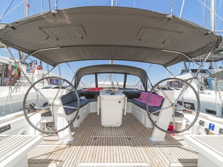 Location bateau Lávrio pas cher Oceanis 46.1