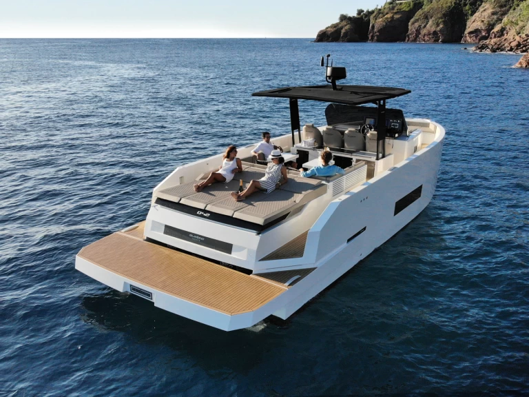 Location à Lávrio - De Antonio De Antonio D42 Open sur SamBoat