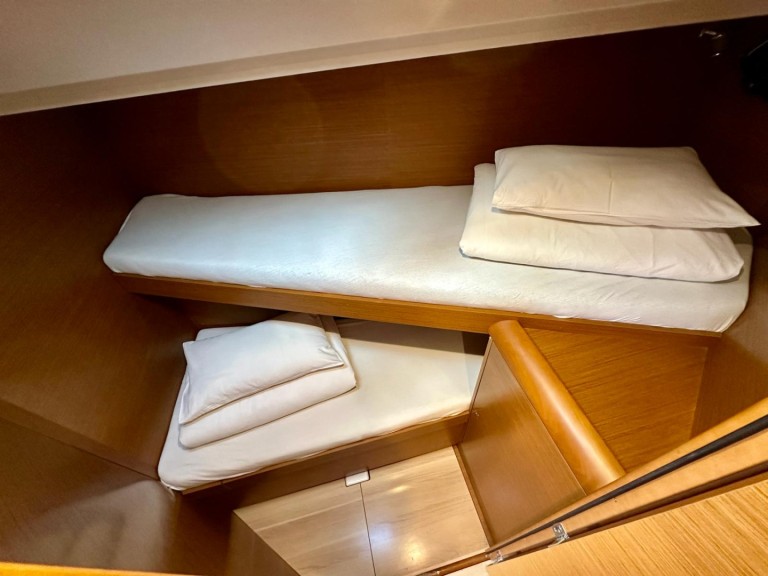 Location bateau Jeanneau Sun Odyssey 449 à Sukošan sur Samboat