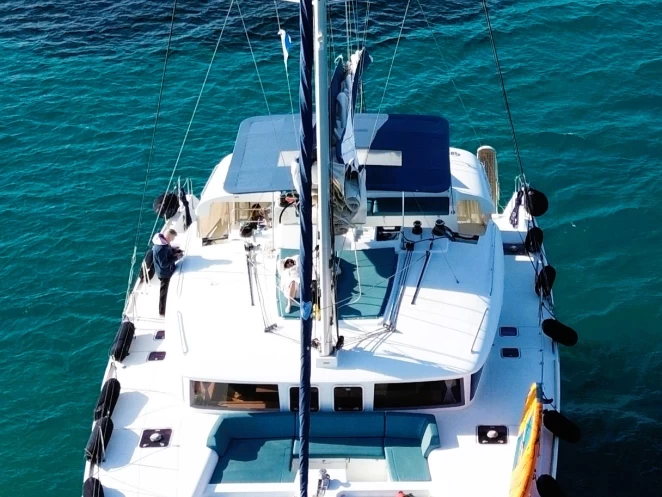 Location Catamaran à Álimos - Lagoon Lagoon 450 F