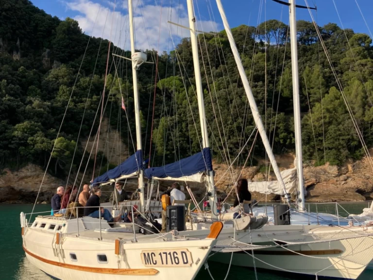 Catamaran à louer à La Spezia au meilleur prix