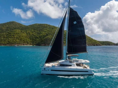 Bareboat Rental Luxury Yacht Bali with a boat licence