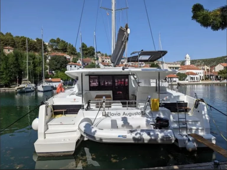 Louer Catamaran avec ou sans skipper Fountaine Pajot à Punat