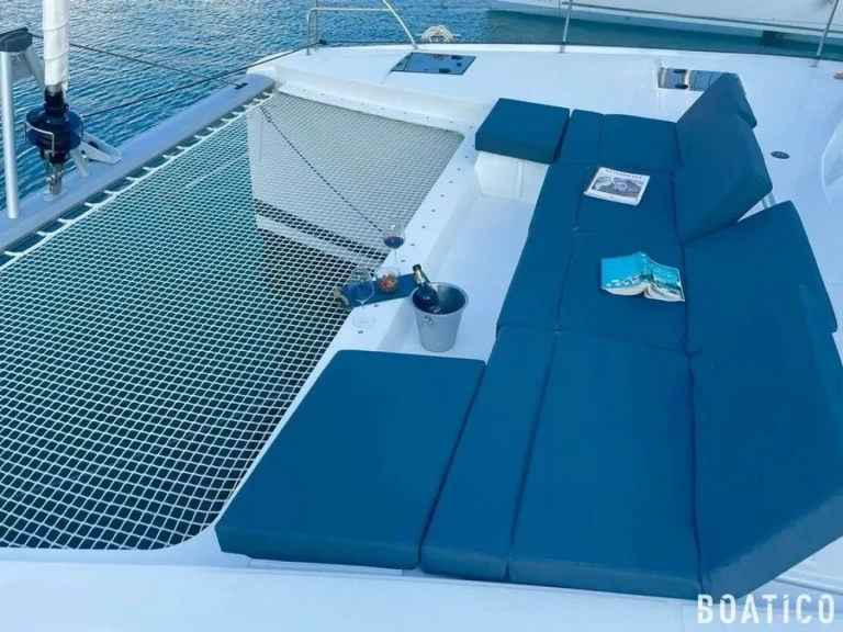 Location à Punat - Fountaine Pajot Astrea 42 sur SamBoat
