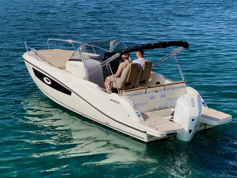 Location bateau Tribunj pas cher Activ 675 Sundeck