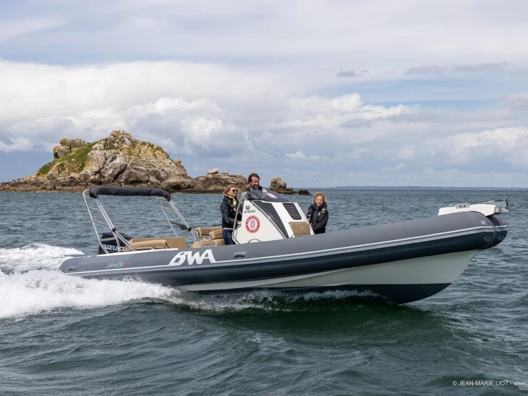 Location à La Trinité-sur-Mer - Bwa Sport 26 GTO sur SamBoat