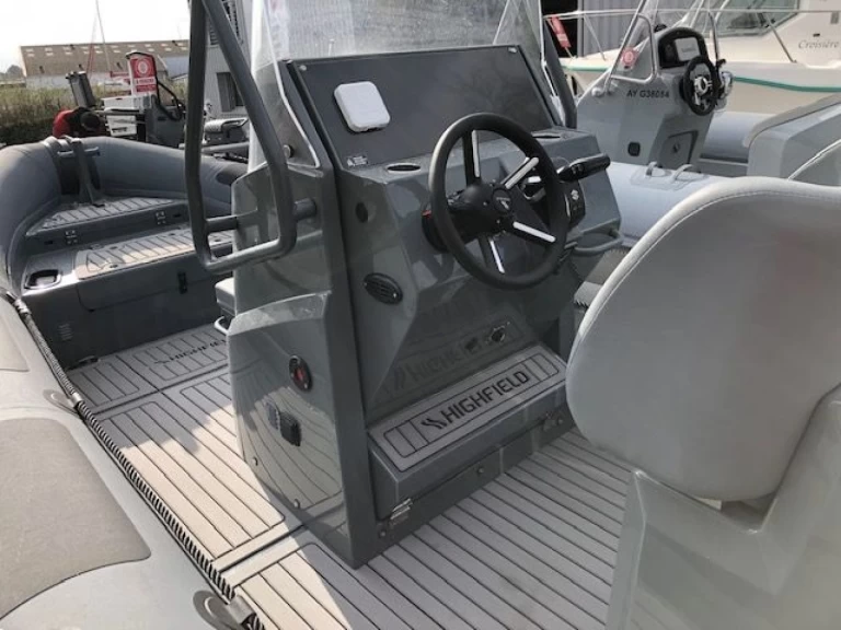 Louez un Highfield Patrol 660 à Port-Haliguen