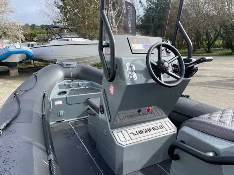 Highfield HIGHFIELD 54 PATROL COASTER a louer à Port-Haliguen