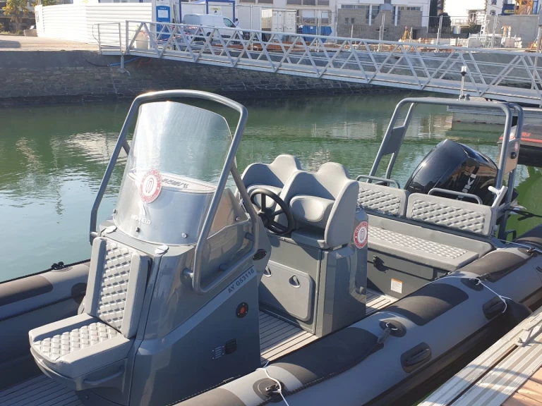 Semi-rigide à louer à Port-Haliguen au meilleur prix