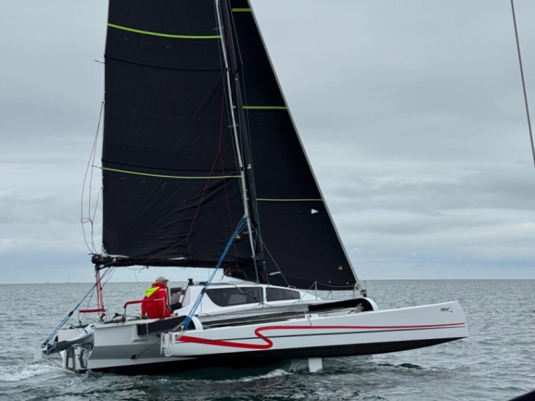 Tricat TRICAT 8.50 a louer à La Trinité-sur-Mer