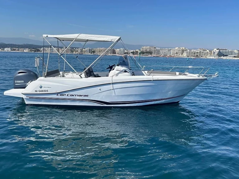 Location Bateau à moteur à Antibes - Jeanneau CAP CAMARAT 6,5 CC Style