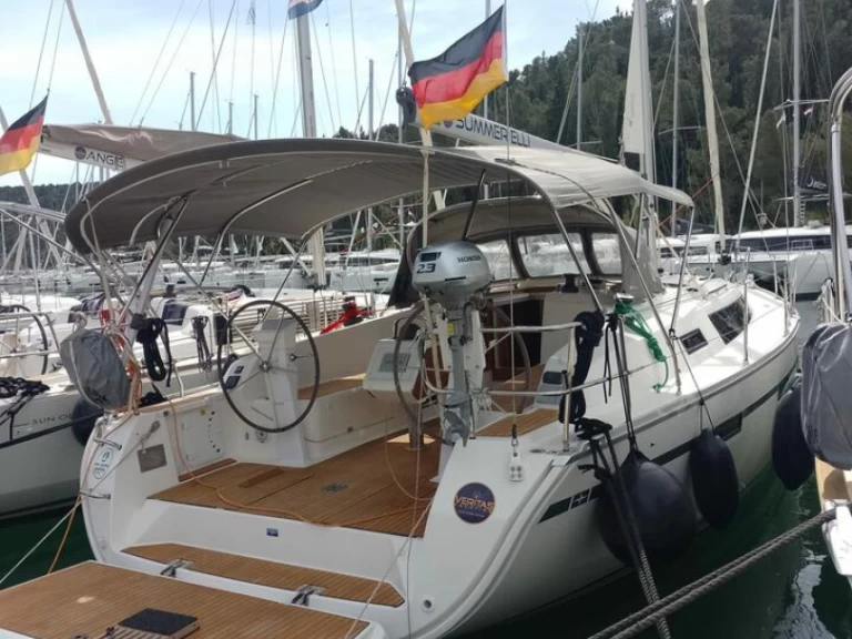 Louez un Bavaria Cruiser 41 à Palma de Majorque